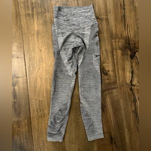 Nike dri-fit grey leggings